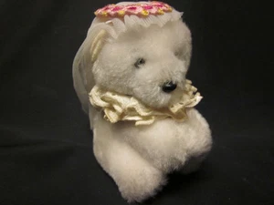DAKIN Mini Bear Plush Hugger Clip Hanger 2" Wedding Bride '85 Free US Ship VTG - Picture 1 of 4