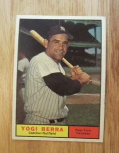 Yogi Berra 1961 Topps #425 Trading Card MLB Baseball New York Yankees - Picture 1 of 10