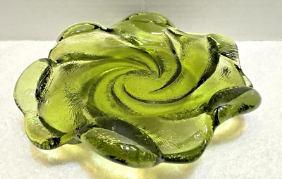 Cinzeiro redemoinho texturizado vintage vidro verde Fenton 8" tigela de doces - Imagem 1 de 4