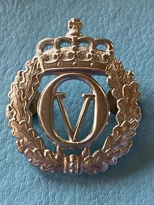 PARCHES EJÉRCITO NORUEGA - INSIGNIA SOMBRERO PLATA REY OLAV V  - Imagen 1 de 3