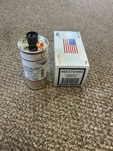 USA2215 Series round Usa-Made Motor Run Capacitor, 40 Mfd, 370/440 Vac-132330 - Picture 1 of 1