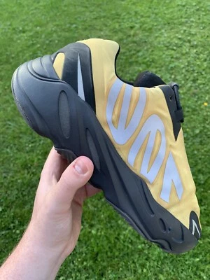 Talla 11 - Adidas Yeezy Boost 700 MNVN Honey Flux GZ0717 Foto 1 de 4