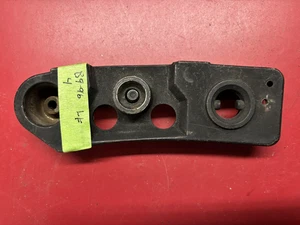 89-96 C4 Corvette Targa Top Mount Bracket Driver Side LF OEM 14105193 C41565-4 - Picture 1 of 2