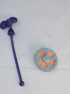  Tg 1980 MOTU He-Man Shield & Skeletor Staff Damaged - Picture 1 of 5