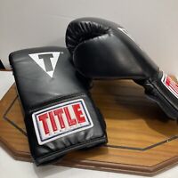 TITLE Classic Style Boxing Gloves Leather Bag Black 14oz Adjustable XL Open Pkg