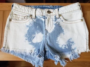 ♡TRUE RELIGION Keira Tie-Dye Blue/White Fringe Hem Mid-rise Shorts, SZ 27, EUC - Picture 1 of 18