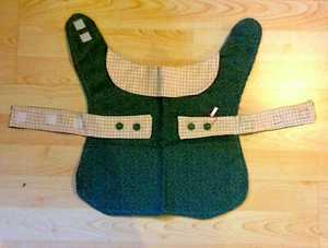 dog coat green/beige check collar hook & loop closure around neck 14" girth 20" - Picture 1 of 9