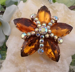 Spilla spilla vintage arancione dorata marchesa oversize strass stella AB tono oro - Foto 1 di 4