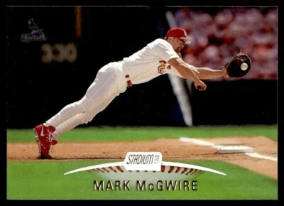 1999 Stadium Club Baseball Mark McGwire St. Louis Cardinals #70 NM - Image 1 of 2