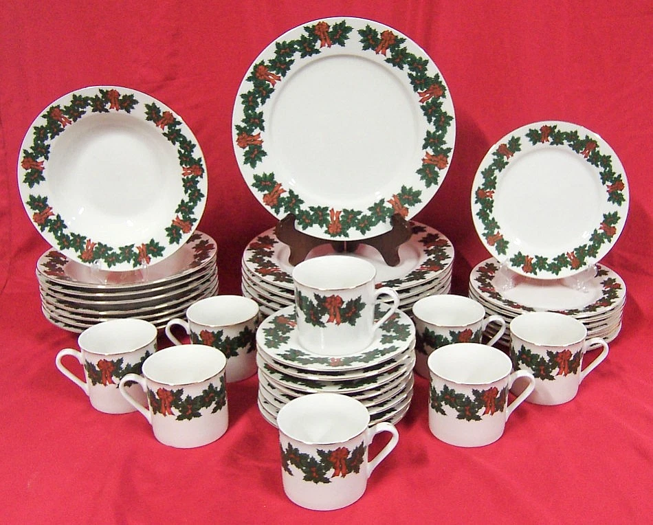 Libbey "HOLLY & RIBBONS" Christmas Dinnerware, Gold Rim, PER PIECE -Your Choice! - Изображение 1 из 1
