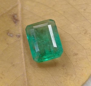 1.80ct Velvet Green Natural Zambian Emerald Loose Gemstone - Picture 1 of 6