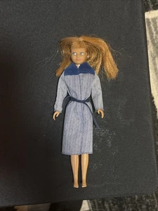 Side Eye 1963 Barbie Skipper Doll 950 Straight Leg Long Red Hair - Bild 1 von 21