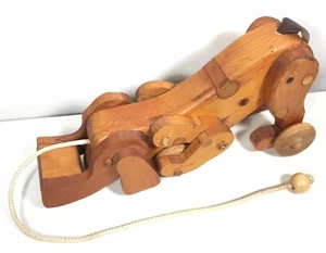 Juguete de madera vintage para tirar de piernas articuladas para perro - Imagen 1 de 18