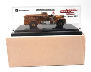 Matchbox Superfast Seagrave Fire Engine gold Leipzig Toy Fair 2012. German - Picture 1 of 4