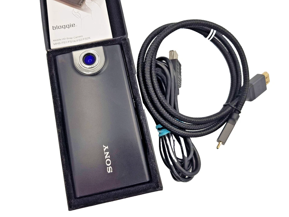 Sony Bloggie MHS-FS1 HD Digital Still Camera Video Camcorder BLACK USB 5MP - Image 1 of 4