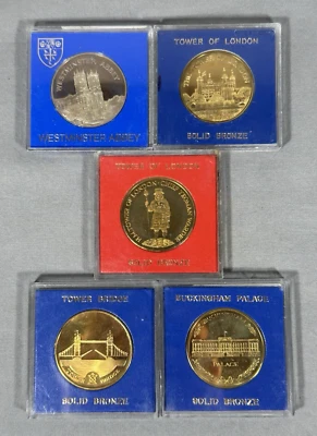 Lot of 5 Bronze Coins Souvenir from England Tower London Bridge Westminster - Image 1 of 4