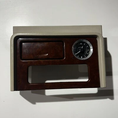 Cadillac Escalade 2003-2006 consola central moldura superior moldura reloj bisel OEM Foto 1 de 4