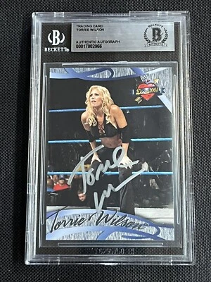 ПОДЛИННАЯ КАРТОЧКА С АВТОГРАФОМ ТОРРИ УИЛСОН 2004 FLEER WWE БОЖЕСТВЕННЫЕ ДИВЫ BAS - Изображение 1 из 2