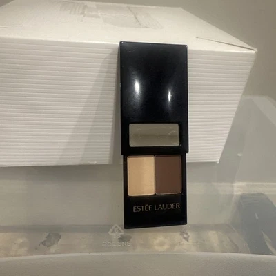 Estee Lauder Two in One Eyeshadow Wet/Dry Formula 02/ truffle duo - Image 1 of 3