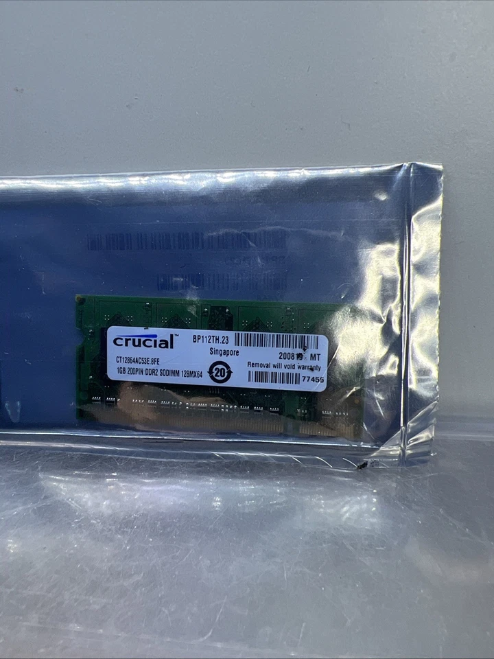 Crucial PC2-4200 1 GB SO-DIMM 533 MHz DDR2 SDRAM Memory (CT12864AC53E) - Image 1 of 4