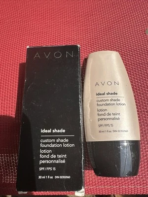 Avon  Foundation Ideal Shade  Liquid Foundation Medium Moyen NOS - Image 1 of 4