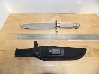 Faca de sobrevivência de lâmina fixa vintage dos anos 90 usada - Imagem 1 de 4