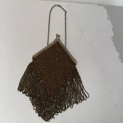 Antiguo bolso de noche con cuentas de corte de acero: aleta de principios de 1900, dorado, rosa, verde, bronce* Foto 1 de 4
