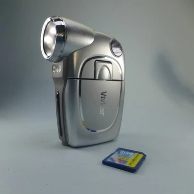 Vivitar DVR-510 5.0MP Compact Digital Video Recorder Silver Tested - Image 1 of 4