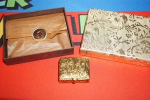 Vintage Fame Versailles Creme Perfume Compact Decorative Chest - France - Picture 1 of 6