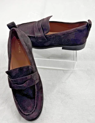 Mocasín Cole Haan Penny para mujer 7 B marrón gamuza sin cordones parte superior baja punta redonda informal Foto 1 de 4