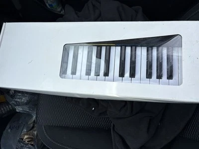 NEW Wii Rock Band 3 Wireless Keyboard Game Controller clavier keys piano in Box - Image 1 of 4