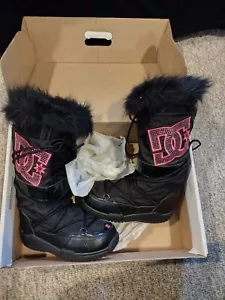 DC Chalet LE Women’s Snowboard Boot 302248 Size Small 5-6 - Picture 1 of 2