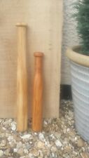 SMALL CHILDRENS ROUNDERS BAT. FOR CHILDREN AGED 3-10YEARS . 