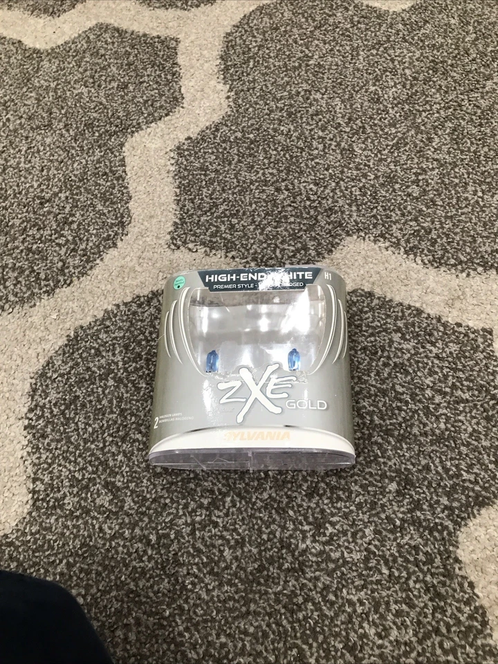 Sylvania SilverStar ZXE Gold Open - Image 1 of 1