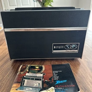 Zenith Royal 7000-1 Trans Oceanic Vintage Radio - Batterien enthalten - funktioniert - Bild 1 von 16