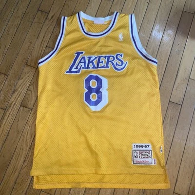  100% Authentic Kobe Bryant Mitchell Ness 96-97 Rookie Lakers Jersey Sz 40M - Image 1 of 4
