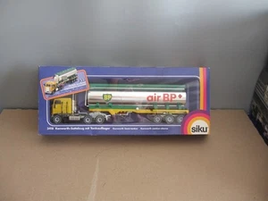 Siku 3418 Kenworth-Sattelzug mit Tankauflieger BP, OVP, neuwertig, Maßstab 1:55 - Bild 1 von 6