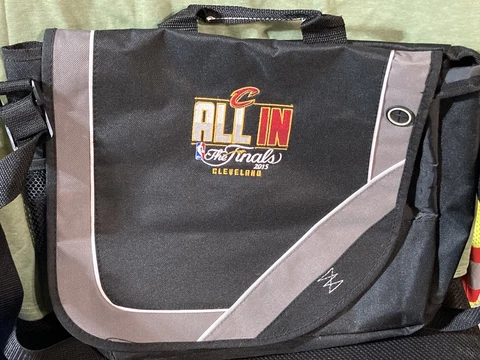 Cleveland Cavaliers ALL IN FINALS 15 BLACK BRIEFCASE CROSSOVER LAPTOP BAG LEED”S Cover