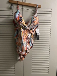 La Blanca Women's Twist-Front Keyhole One-Piece Swimsuit - Picture 1 of 3