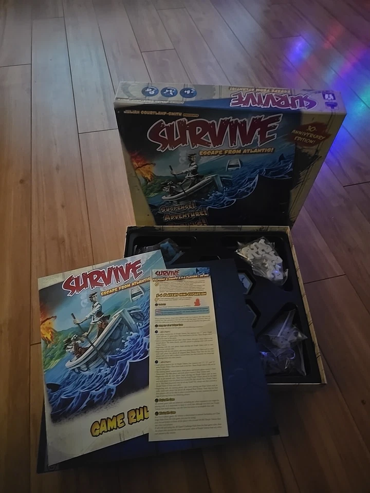 Survive Escape from Atlantis! 30th Anniversary Edition + 5-6 Player Expansion - Image 1 of 4