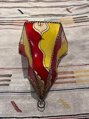 Moroccan wall sconce- Wall light sconce- Handmade Moroccan sconce in leather - Imagem 1 de 3