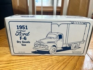 Ford F-6 1951 primera marcha furgoneta de mercancías secas ¡¡¡suministro automático gratuito!!! 10-1012 - Imagen 1 de 7