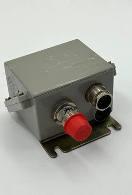 Danfoss EMP2 084G2107 | Pressure Transmitter | 0-6 Bar Range | 4-20 mA output - Image 1 of 4
