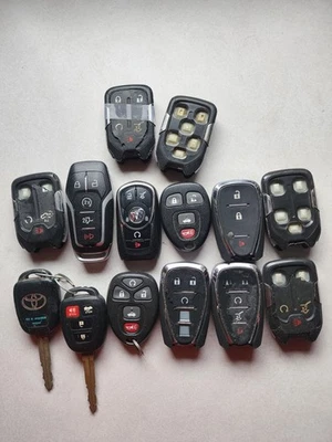 Lot Of Keyfob - Image 1 of 2