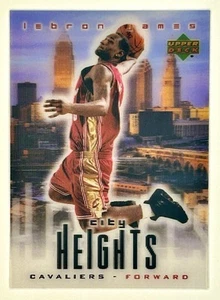 2003-04 Upper Deck LeBron James City Heights Ologramma Redemption Rookie RC Cavs - Foto 1 di 12