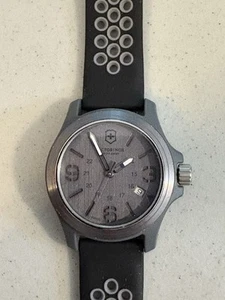 Victorinox Swiss Army Gray Watch 241515 Brushed Dial - Picture 1 of 3