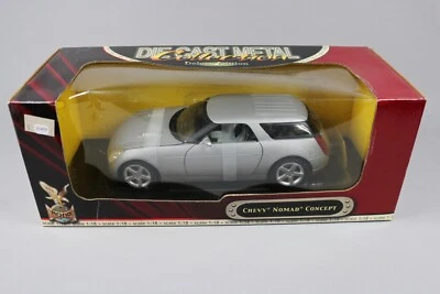 ZC409 ROAD SIGNATURE 92668 Voiture 1/18 Chevrolet Chevy Nomad Concept silver - Photo 1/4