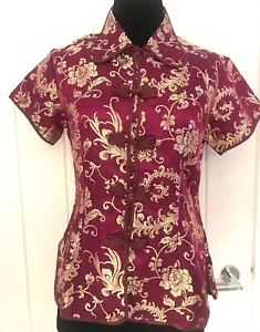 Vintage Trad. Chinesische weinrote ?/ goldfarbene Bluse mit Phönix Größe L (UK 10) / EU 38 / neu - Bild 1 von 9