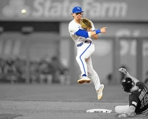 Kansas City Royals BOBBY WITT JR Glossy 8x10 Photo Baseball Spotlight Poster - Picture 1 of 1