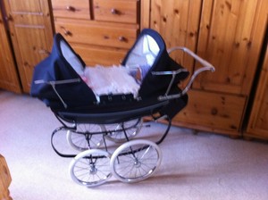 silver cross twin dolls pram coach built